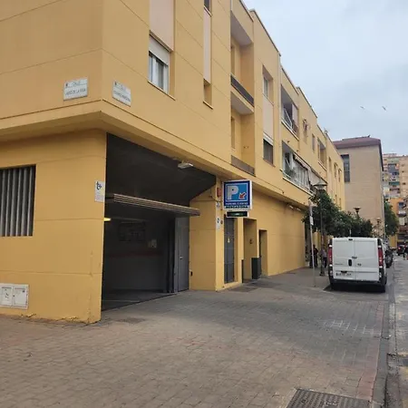 Padilla Playa Huelin Apartmán *